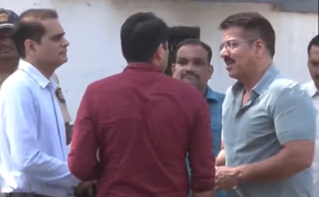 Encounter Specialist Daya Nayak At Salman's House